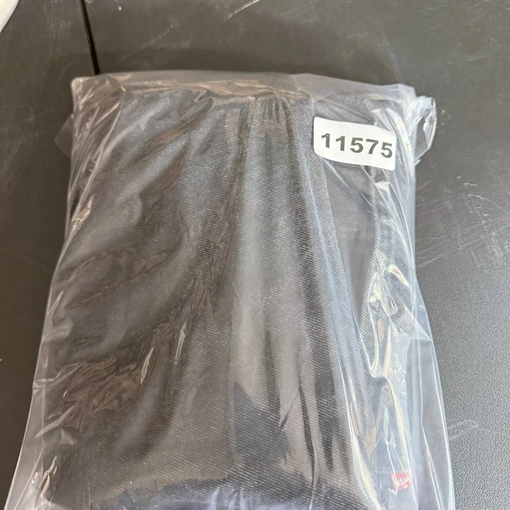 Levi's 550 Jeans Men 36x34 (Fit 36x31) Black Relaxed Fit Tapered Leg Denim